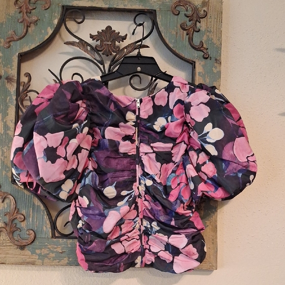 H&M Pink and Purple Floral Puff Sleeve Blouse. Excellent Condition Size Medium - Picture 6 of 11
